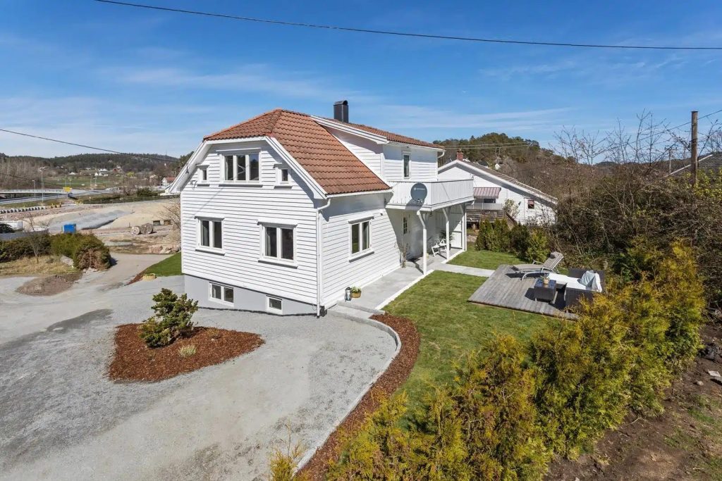 dronebilde av bolig utfort graving2